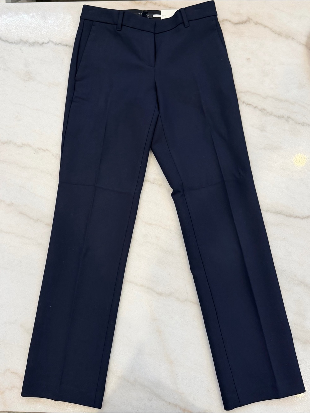 NWT Ann Taylor Navy Straight Pant (Curvy Size 0)